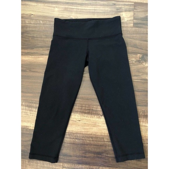 lululemon athletica Pants - Lululemon Solid Black Crop Leggings 4